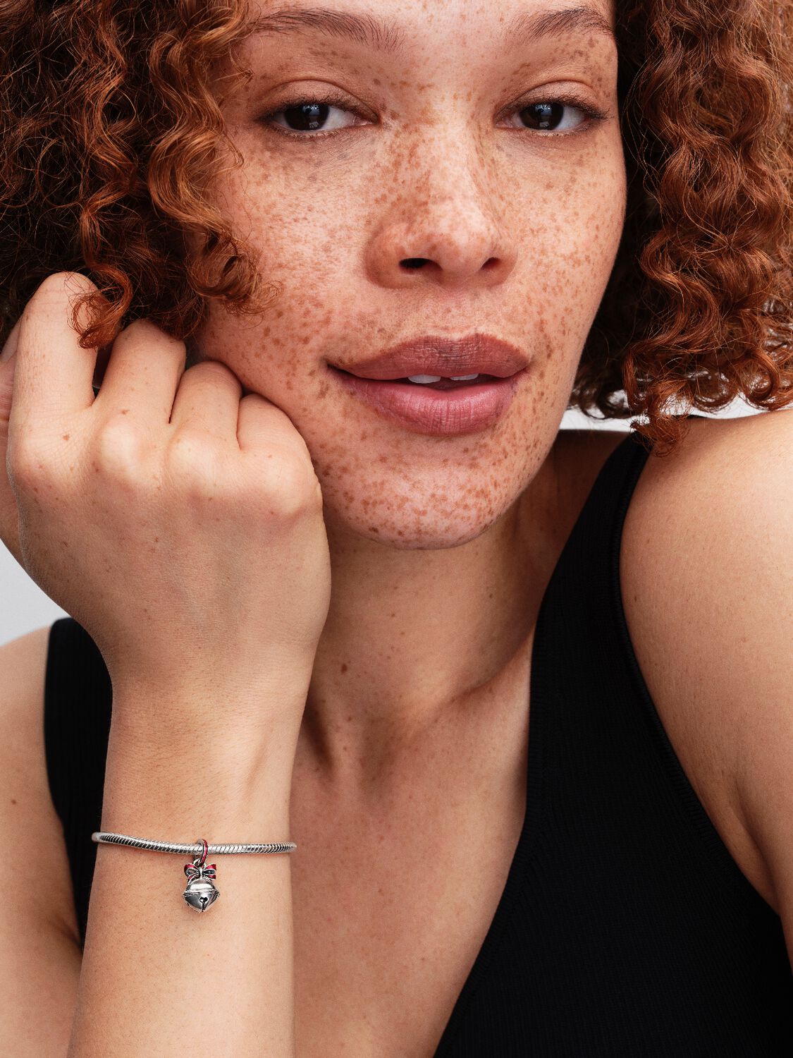 Moments Charm / 794246C01