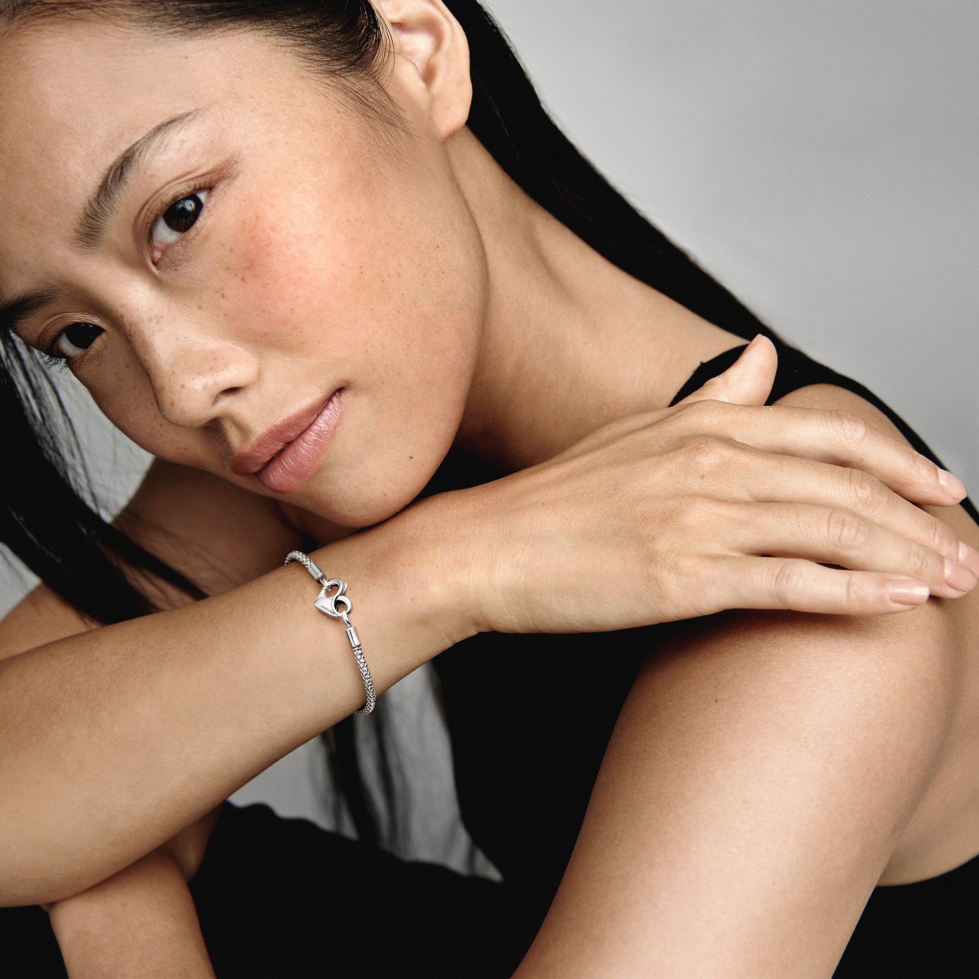 Bracelet / 592453C00-18