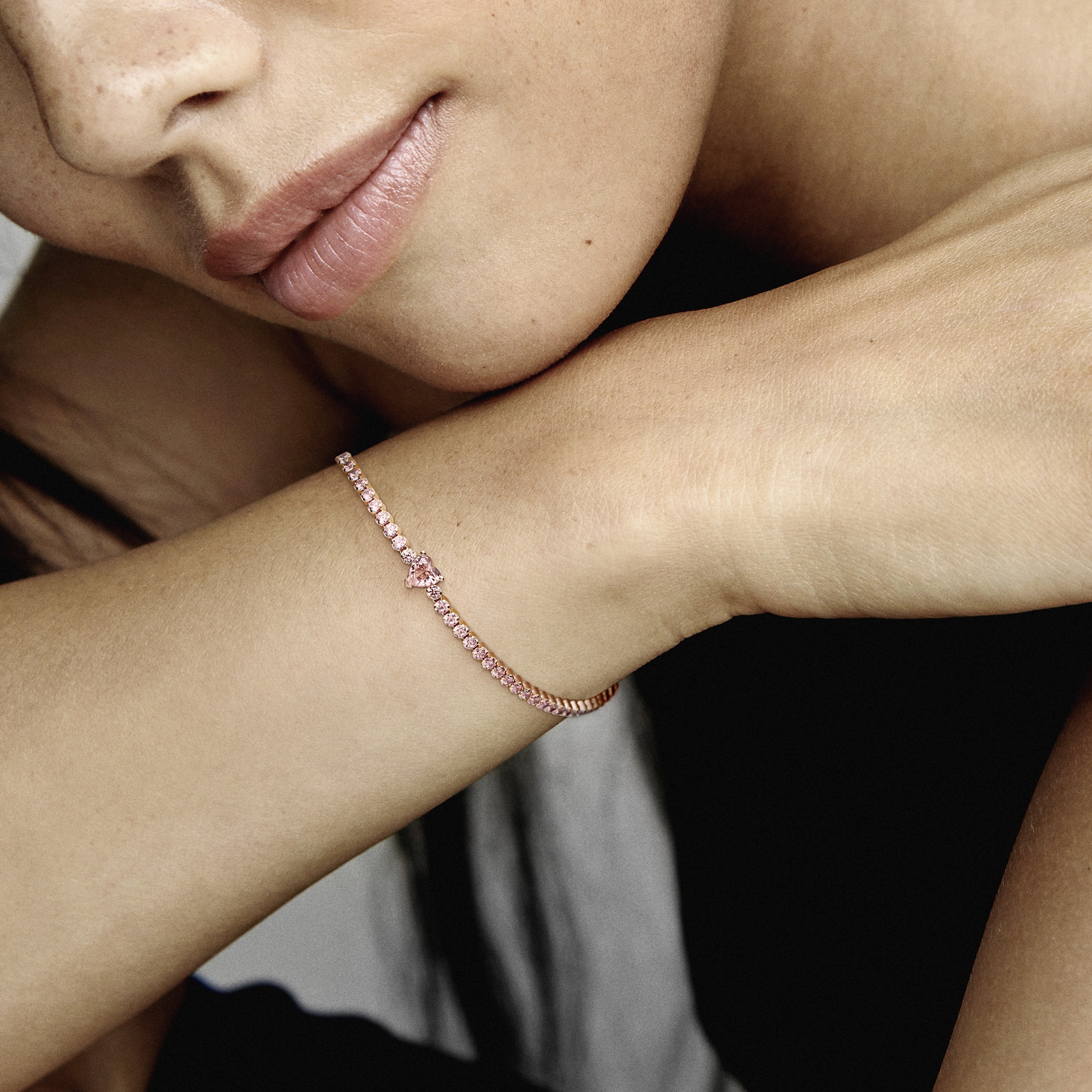 Heart 14k rose gold-plated tennis bracelet with or