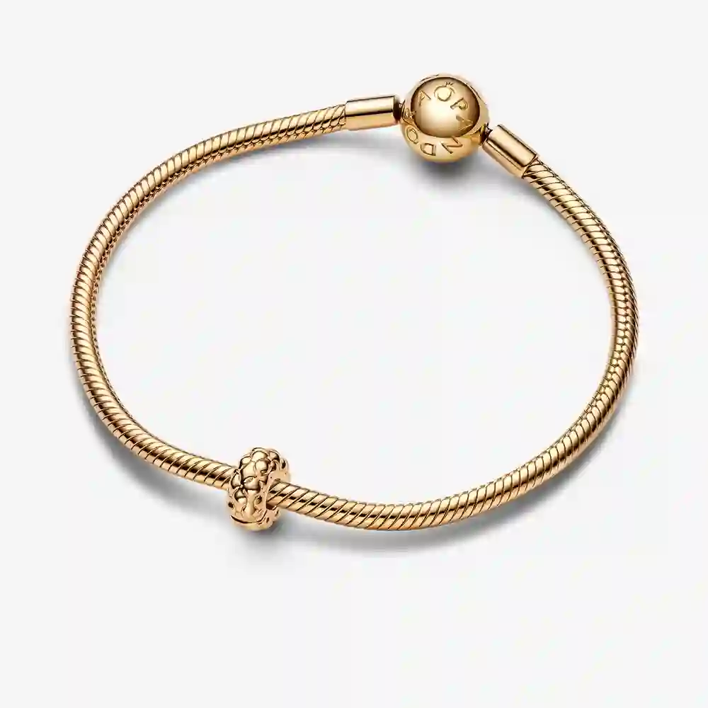 Charm/762716C00