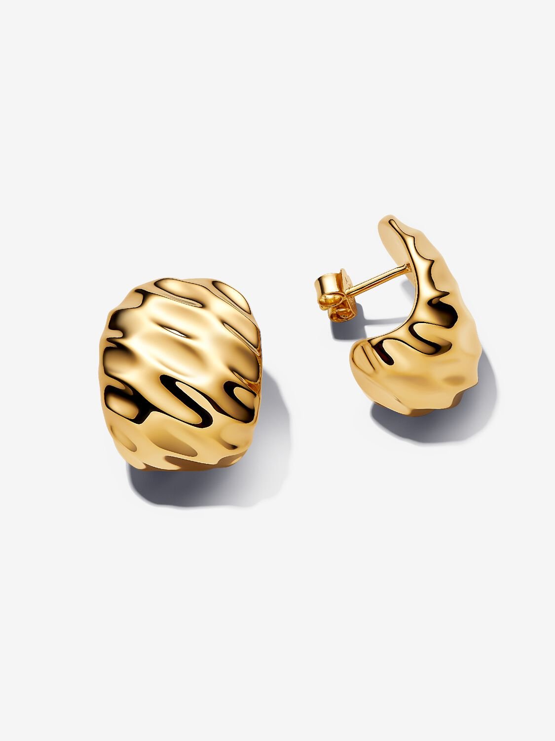 Rippled 14k gold-plated hoop earrings and silicone