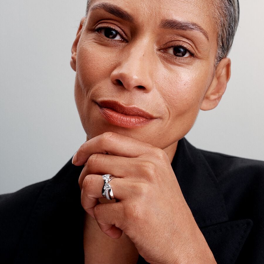 Bow sterling silver ring with clear cubic zirconia