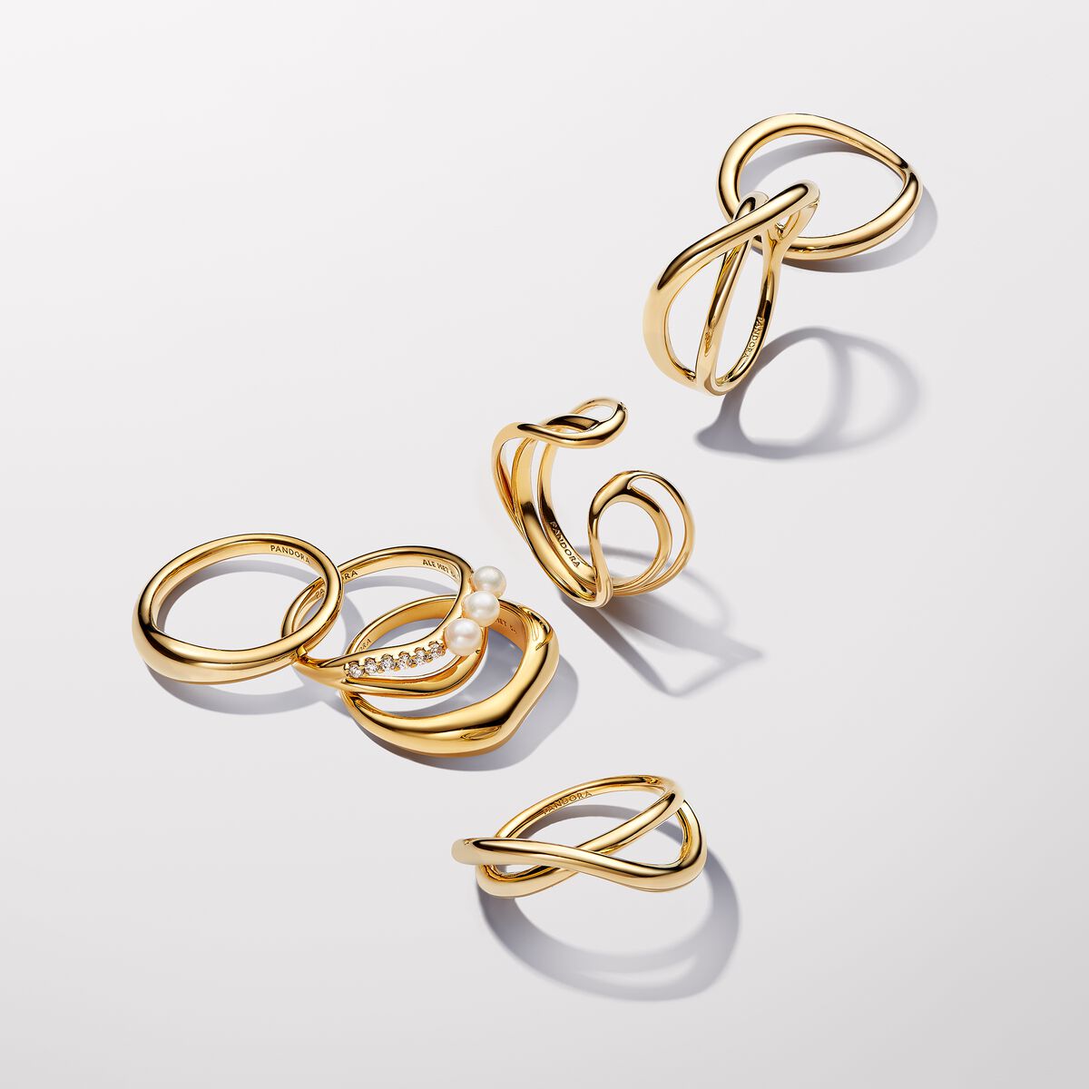 PANDORA Gold Plated metal blend Ring / 163314C00-56