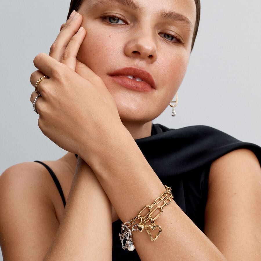 Pandora ME Charm / 762526C00