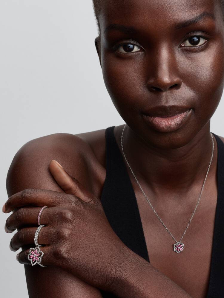 Herbarium cluster sterling silver collier with fan