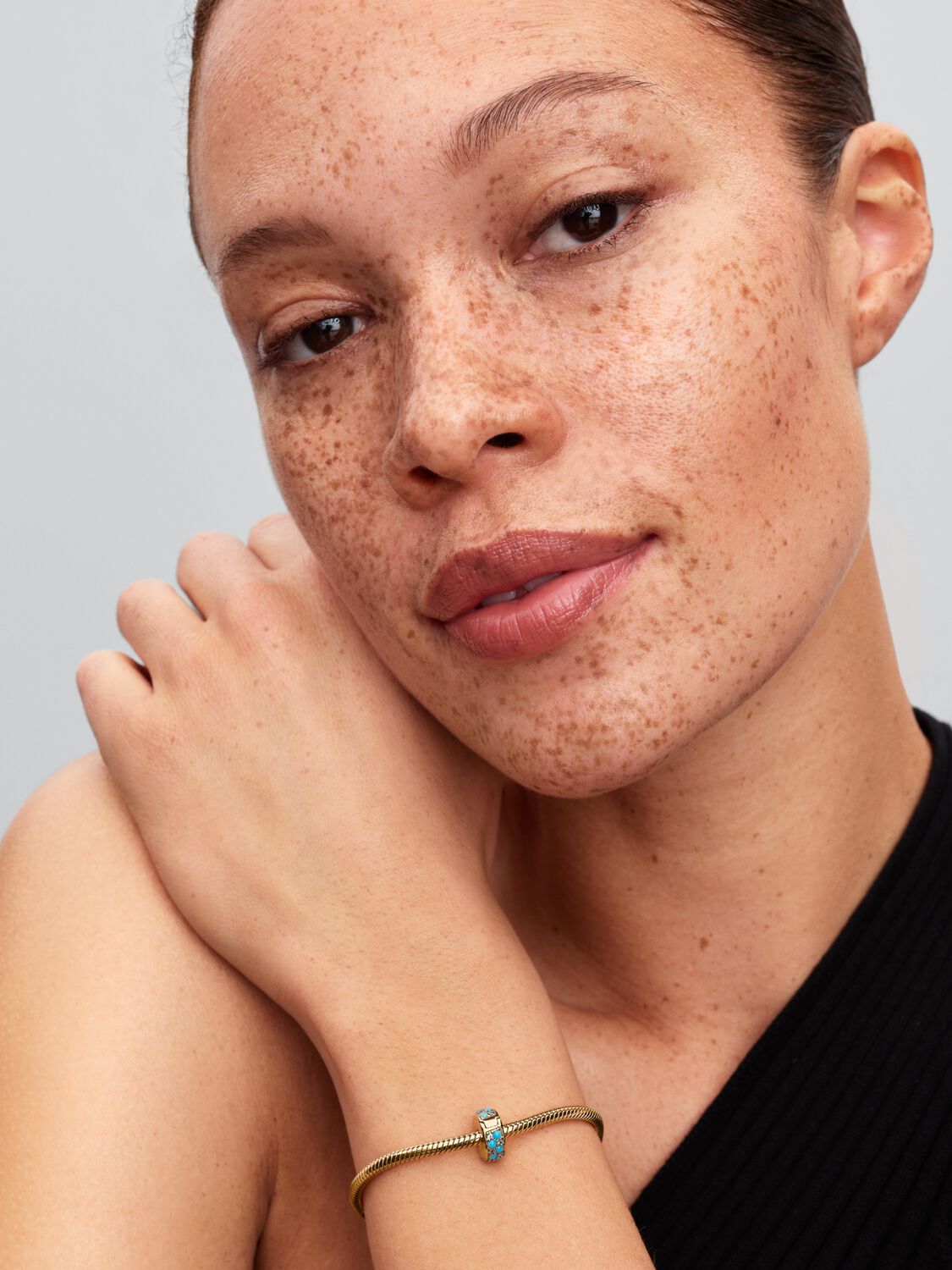 14k gold-plated clip with icy blue and capri blue 