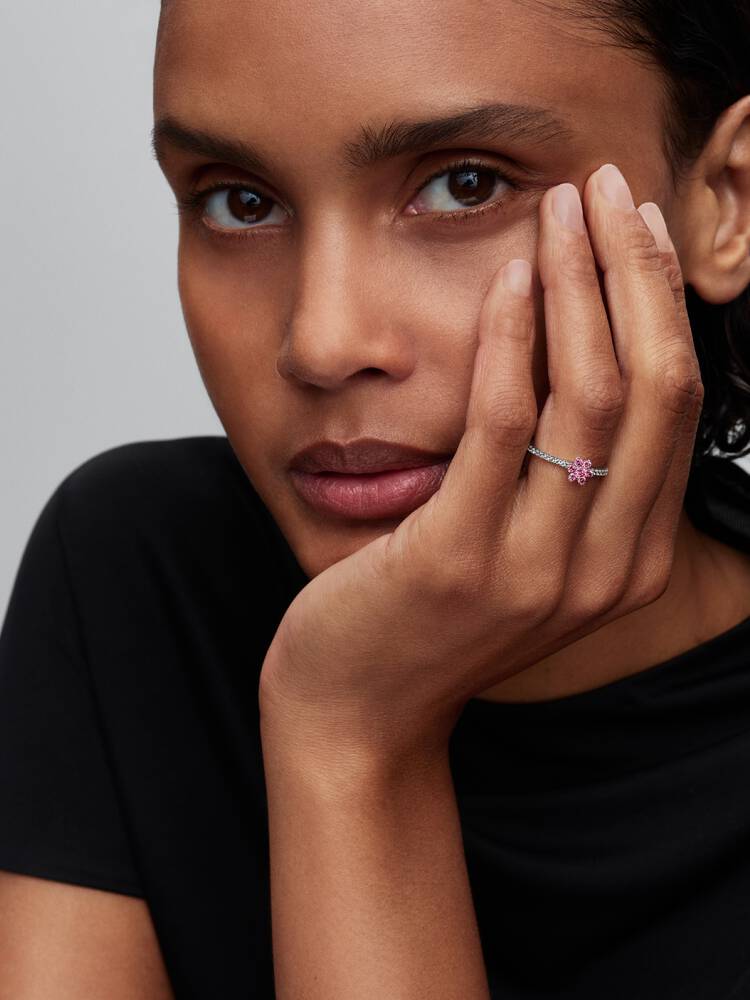 Flower sterling silver ring with fancy pink and cl