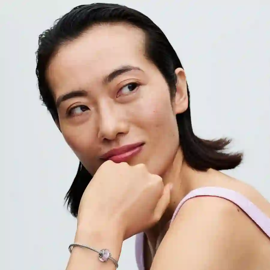 Encircled sterling silver charm with pink Murano g