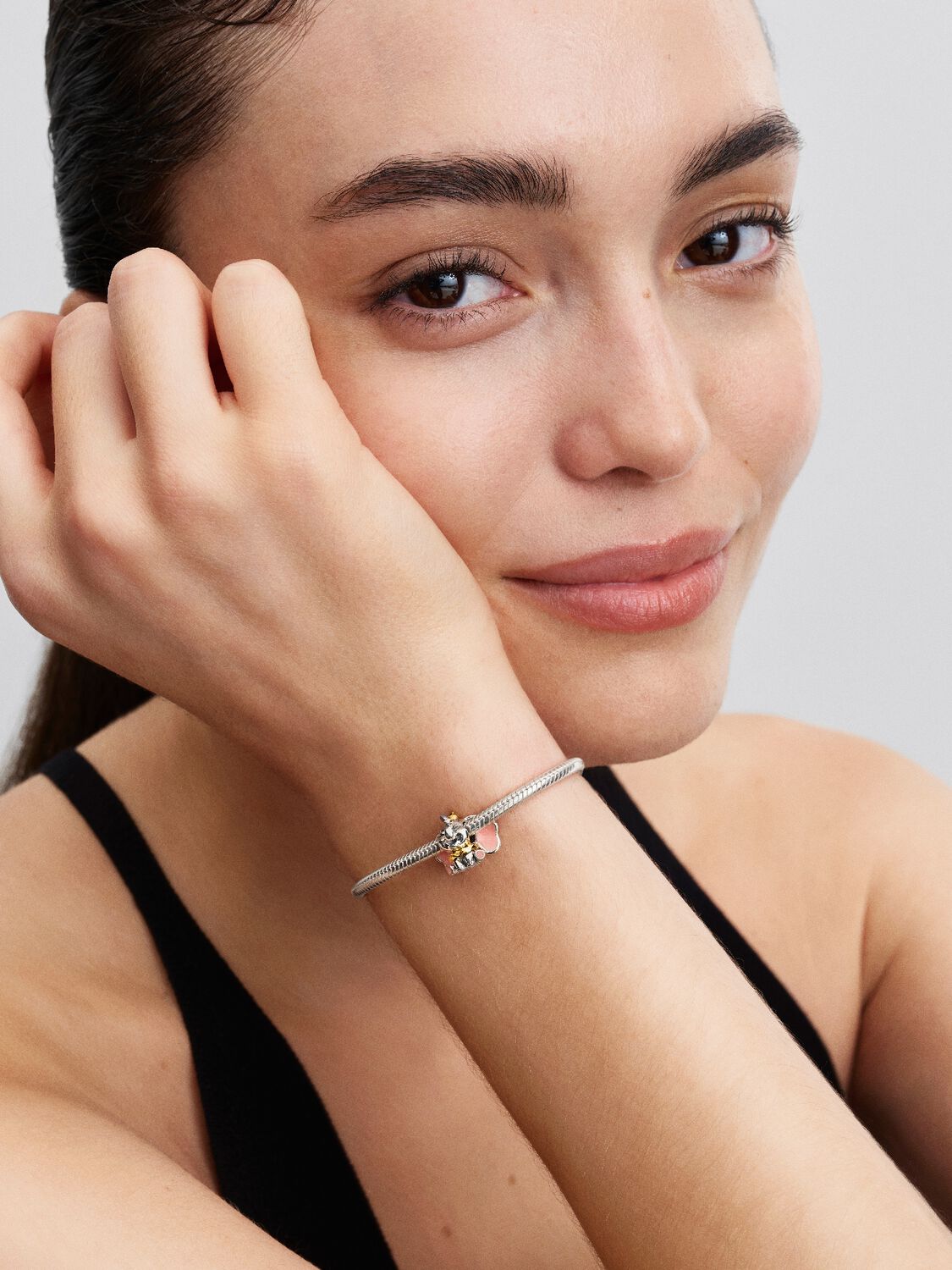 PANDORA Disney Charm / 764023C01