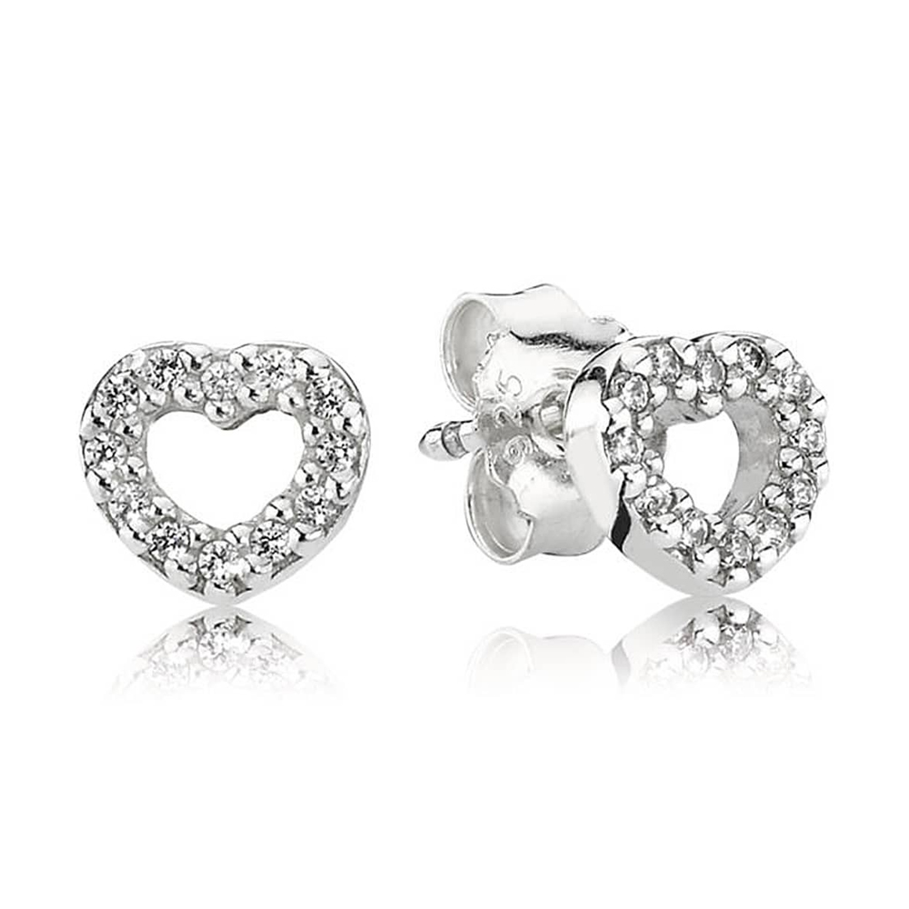 Silver stud earring with cubic zirconia

