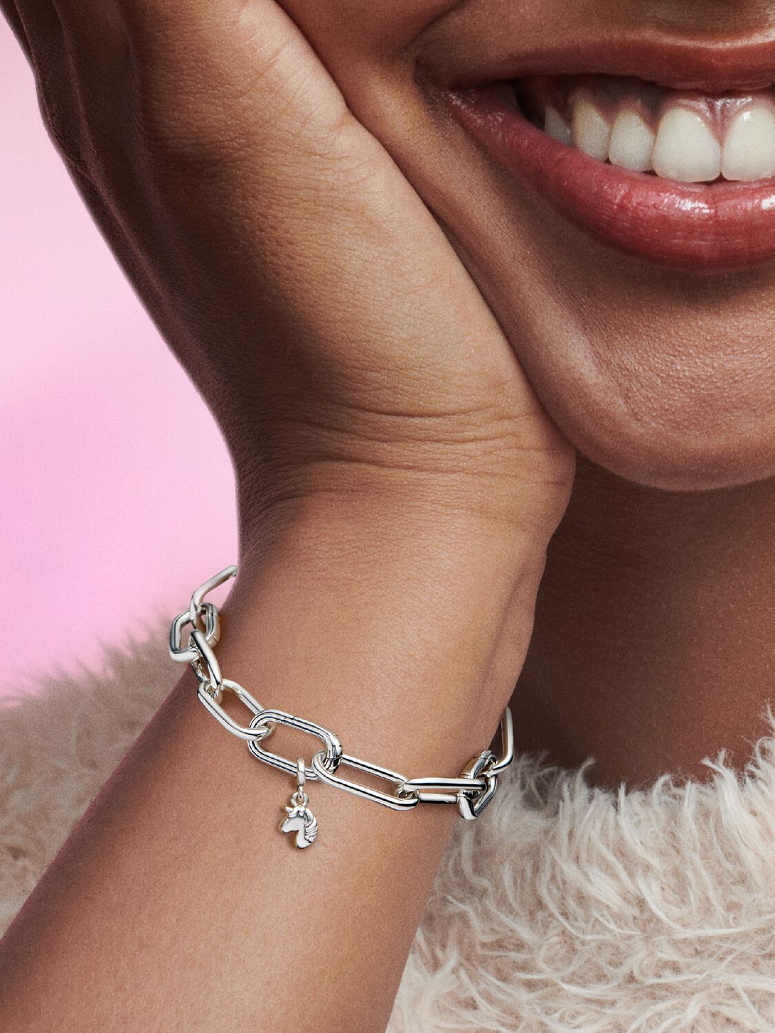 Pandora Me Charm / 798360