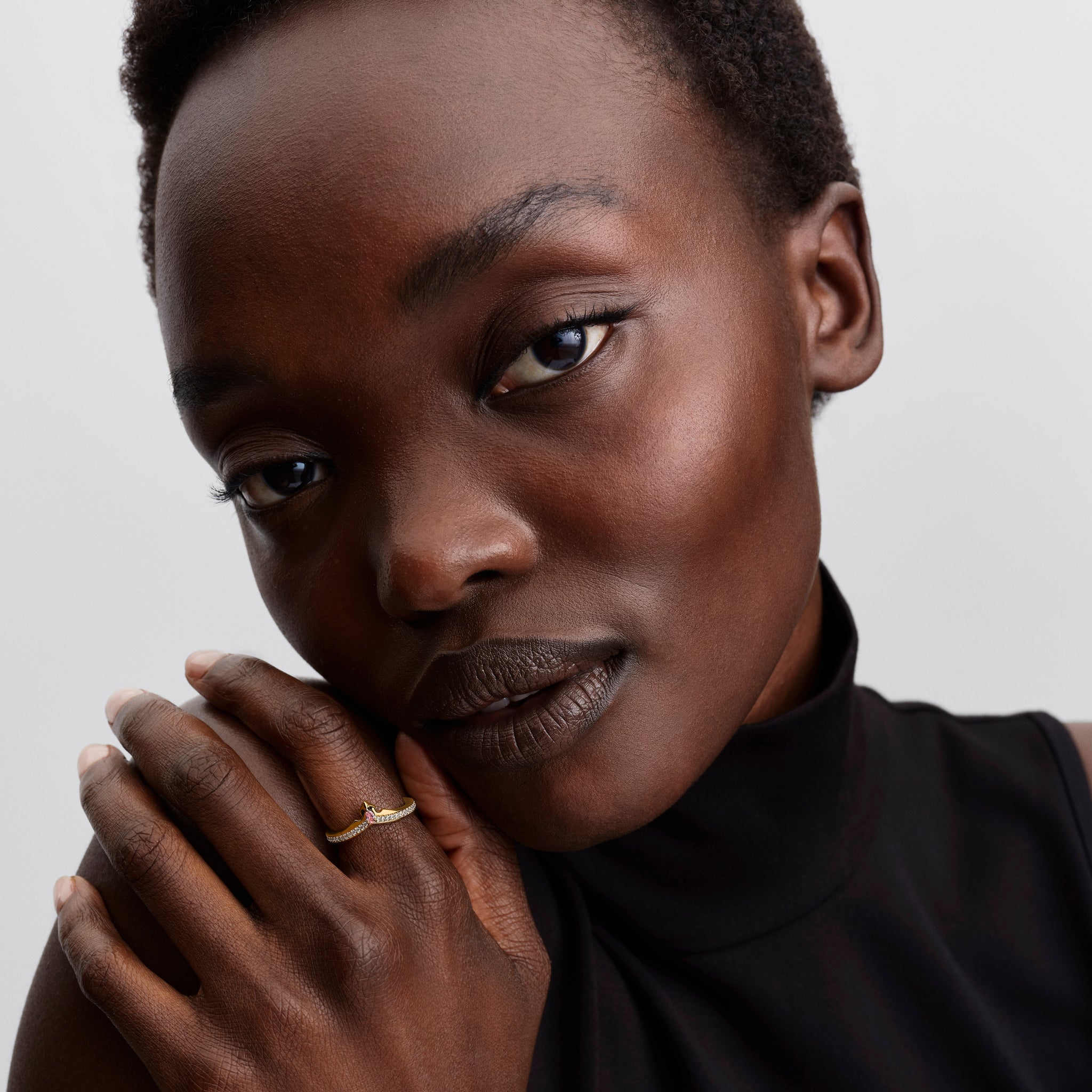 Disney Aurora 14k gold-plated ring with misty rose