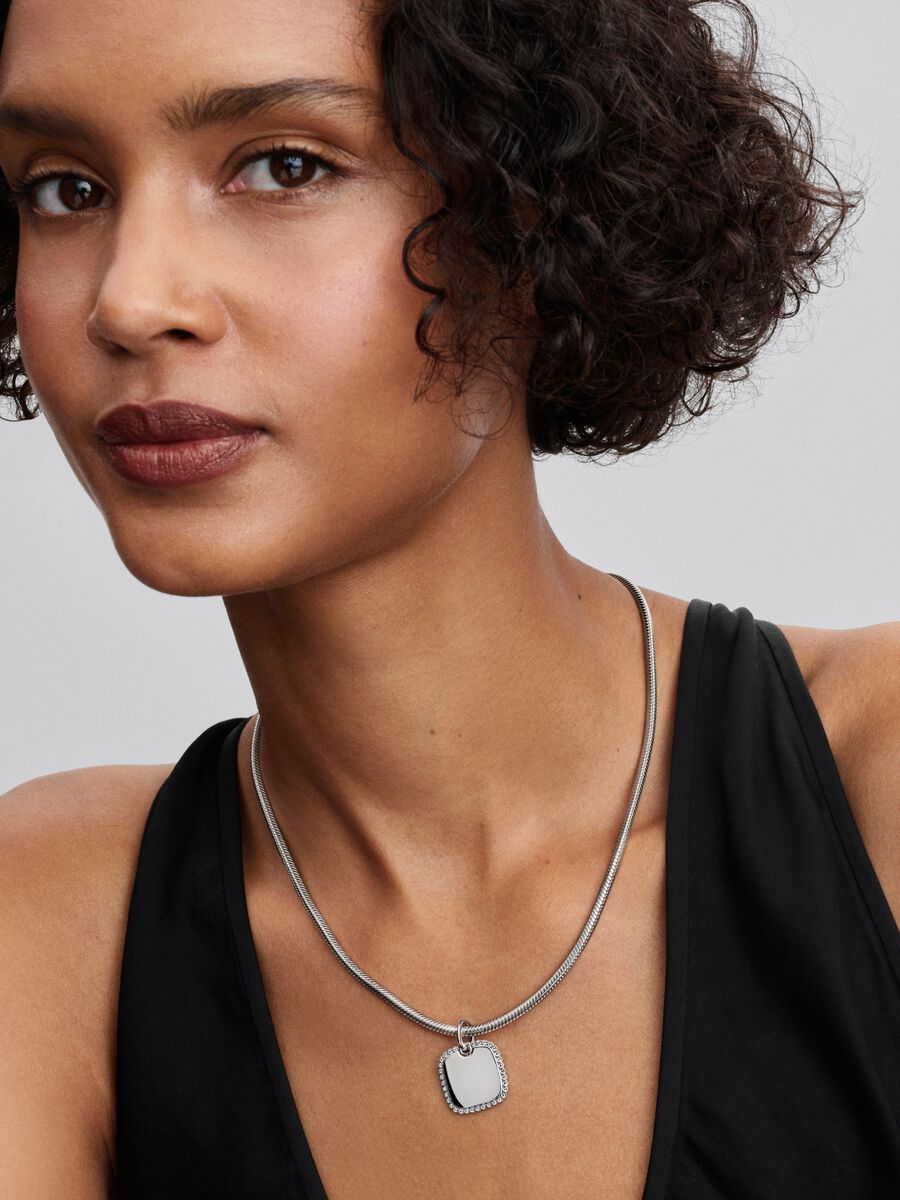 Engravable square sterling silver pendant with cle