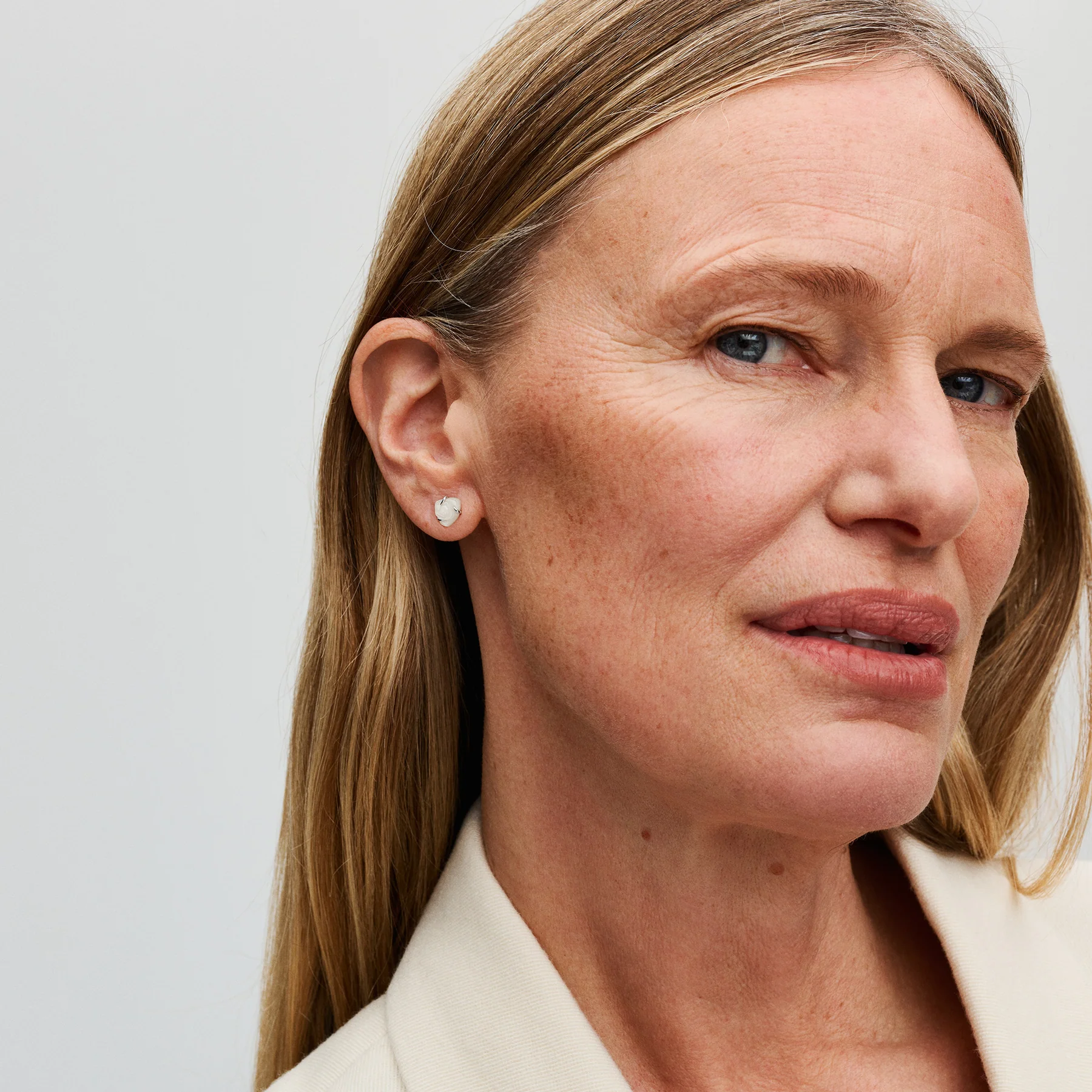 White rose sterling silver stud earrings with whit