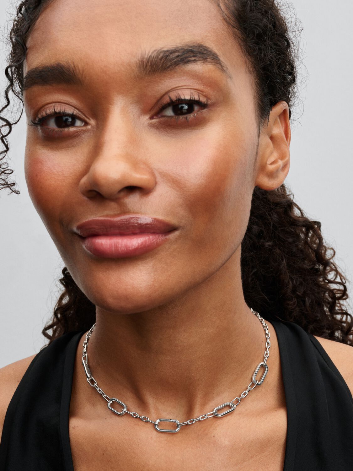 Sterling silver small-link necklace with five openable links